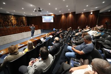 Escola do Legislativo da Assembleia promove oficina sobre mídias sociais