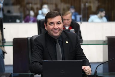 Deputado Fernando Martins, o delegado que entrou na política para combater a impunidade