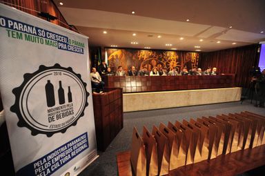 Frente Parlamentar em Defesa da Indústria Paranaense de Bebidas é lançada oficialmente na Alep