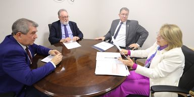 Projeto que assegura opção de analgesia durante o parto normal no Paraná avança na Comissão de Saúde