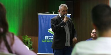 Assembleia Itinerante leva capacitação sobre compras públicas à Expoingá e aproxima empreendedores das oportunidades do setor público