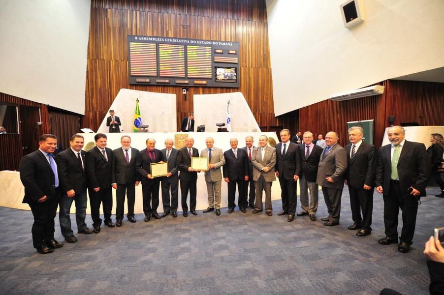 Grande Expediente - Homenagem aos médicos - Dr. Nobuaqui Hasegawa e Dr. Ênio Garletti