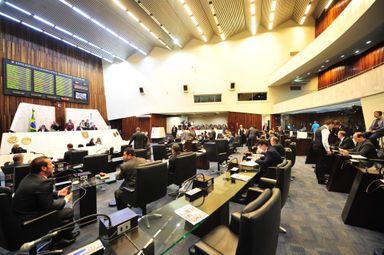 Projeto que proíbe a venda de solvente de tinta a menores é  aprovado na Alep em segunda votação