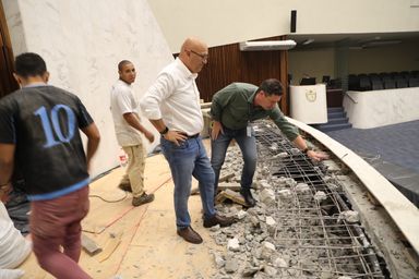 Assembleia Legislativa realiza obras no plenário