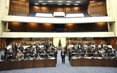LDO 2013 passa pelo Plenário em segunda discussão