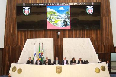 Assembleia promove sessão solene para comemorar os 325 anos de fundação da cidade de Curitiba