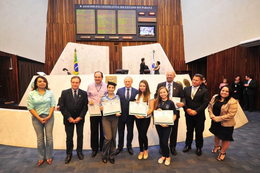 Vencedores do concurso de redação