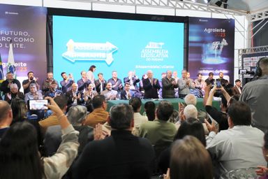 Assembleia recebe reivindicações da população dos Campos Gerais durante Sessão Especial em Castro