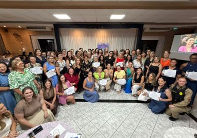 Deputada Mabel Canto (PP) homenageia mulheres que são destaque nos Campos Gerais