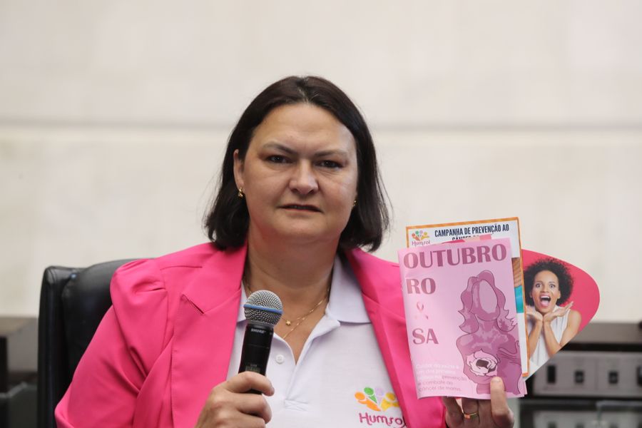 outubrorosaassembleiaentrevista