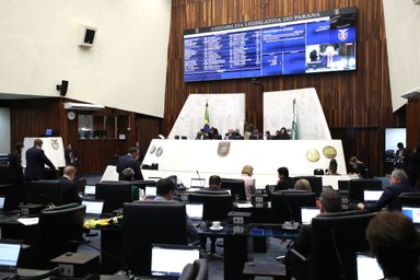 Assembleia vota projetos do Governo voltados à área da educação