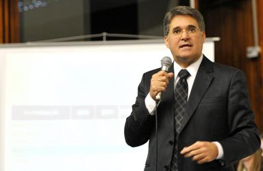 Sebastiani apresenta dados da gestão fiscal do Governo relativos ao primeiro quadrimestre de 2014