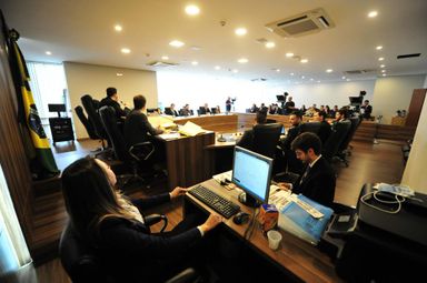 Deputados-universitários aprovam projetos de lei na CCJ nesta quinta-feira (1º)