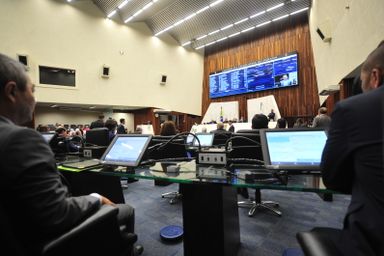 Projetos do Poder Executivo que promovem alterações no sistema de previdência do Estado são aprovados em 2º turno