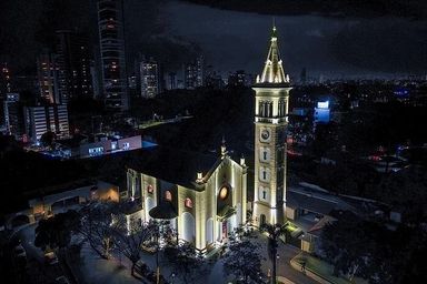 Deputado Ney Leprevost (União) solicita iluminação cênica para mais 17 igrejas de Curitiba