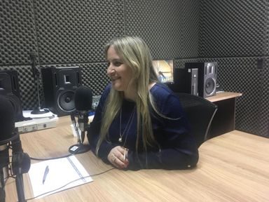 Psicóloga entrevistada no programa Rádio Assembleia dá dicas para aliviar "tensão pré-eleitoral"