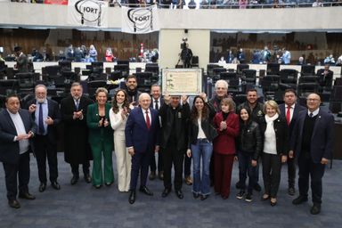 Grande Expediente homenageou o Padre Parron com título de Cidadão Honorário do Paraná