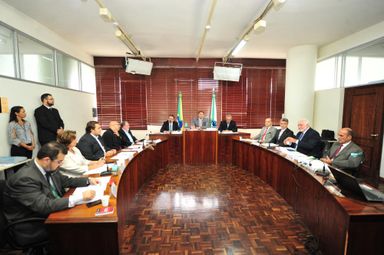 Presidente da AGEPAR fala a comissões da Alep sobre aumento de tarifa proposto pela Sanepar