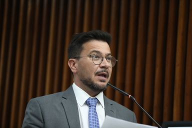 Líder da Oposição destaca suspensão de multas do free flow pelo Governo Federal e aponta falhas no pedágio no Paraná