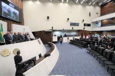 Centenário do Sindicato dos Contabilistas de Curitiba é celebrado na Assembleia Legislativa