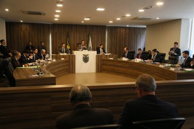 CCJ dá parecer favorável ao projeto que trata de medidas protetivas para professor vítima de violência na escola