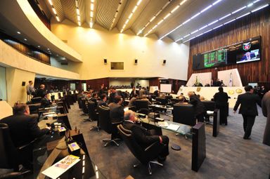 Assembleia aprova reajustes de servidores do TJ, Tribunal de Contas e Defensoria Pública