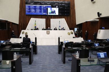 Projeto que institui o Programa Retoma Paraná avança na Assembleia