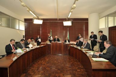 Pauta da CCJ para esta terça-feira (2) tem 19 projetos de lei