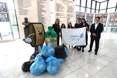 Rotary Club de Curitiba faz doações à Campanha Tampinha Paraná