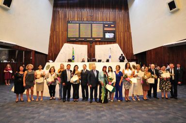 Assembleia Legislativa homenageia profissionais paranaenses pelo Dia Internacional da Mulher