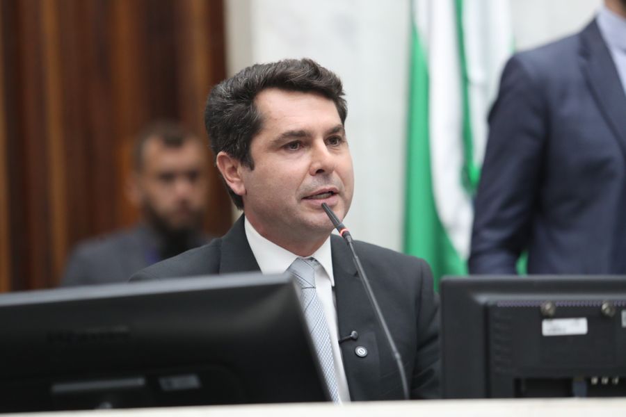 anuncio conselho alexandre curi