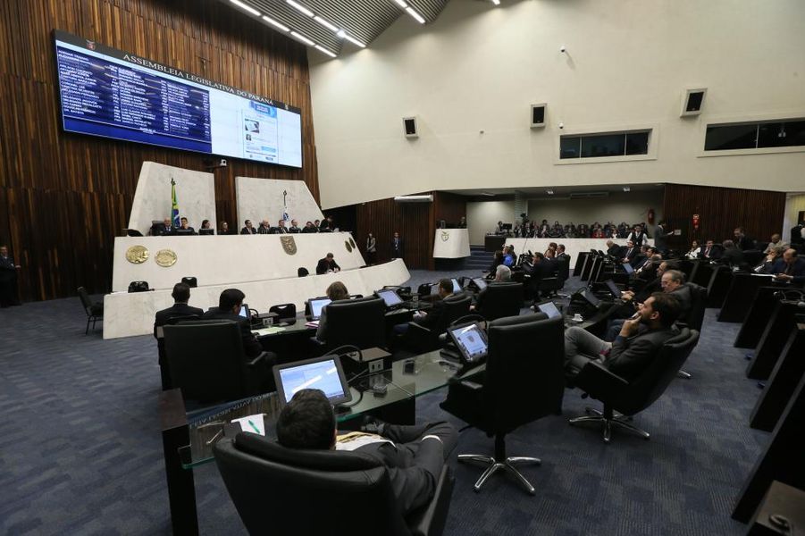 sessão 03062019