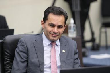 Aprovado projeto do deputado Marcio Pacheco (REP) que garante cumprimento à lei do tempo de espera nos bancos