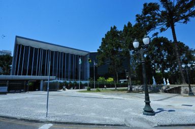 Sete projetos de lei serão votados na sessão plenária de segunda-feira (24) na Assembleia Legislativa