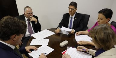 Comissão aprova propostas sobre agricultura familiar, inovação no agronegócio e sucessão rural