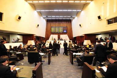 Deputados aprovam projeto para garantir que deficientes visuais tenham acesso a projetos culturais