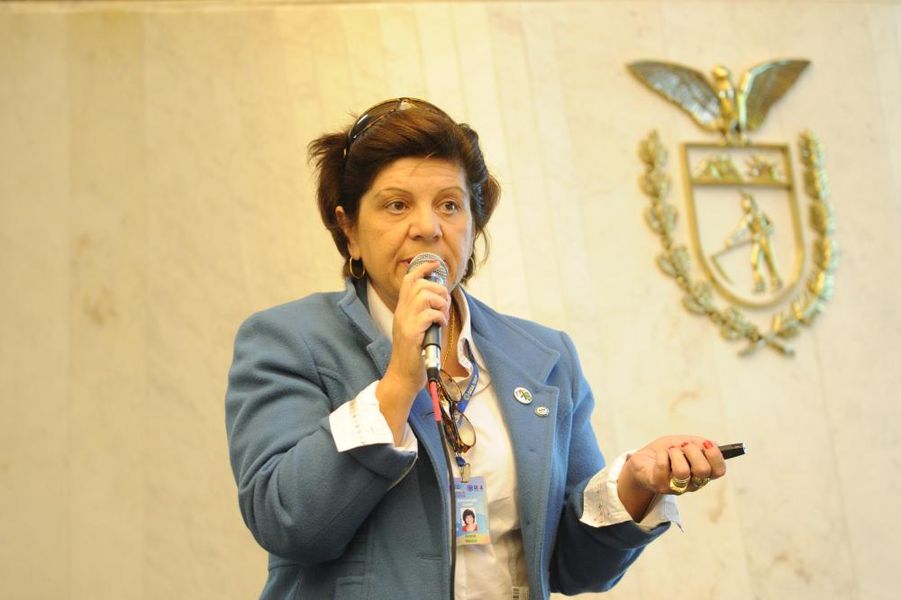 Dra. Arlene Badoch