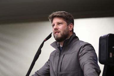 Deputado Requião Filho pede mais atenção a refugiados que vivem em condição de miséria no Paraná