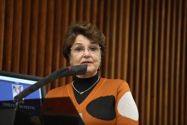 Deputada Cristina Silvestri denuncia irregularidades no IML de Guarapuava