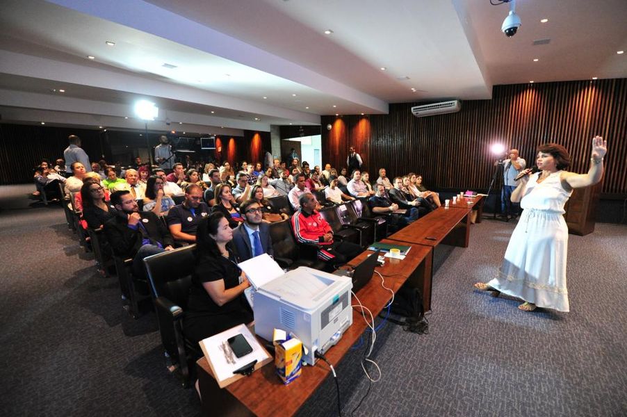 Palestra da Escola do Legislativo
