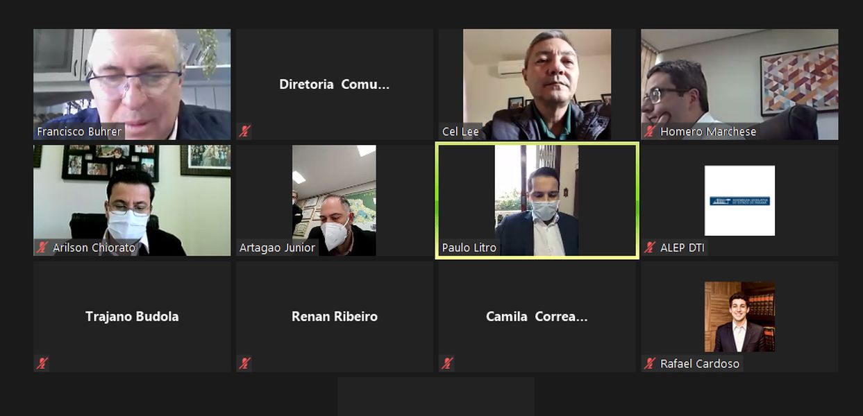 com fiscalização