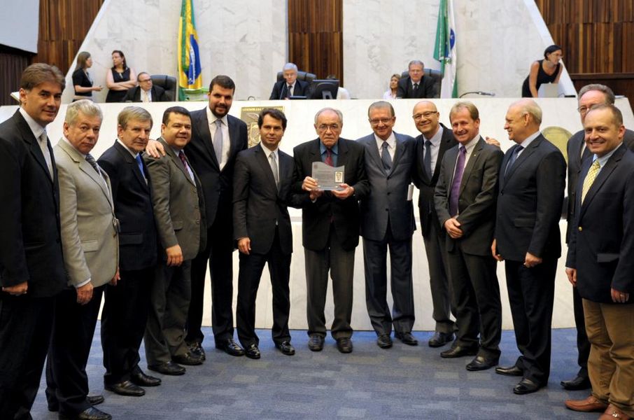 Duílio Genari