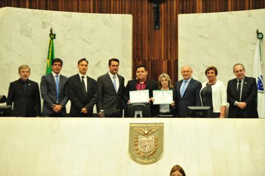 De forma inédita, Geração Atitude premia dois projetos de lei de estudantes do Ensino Médio