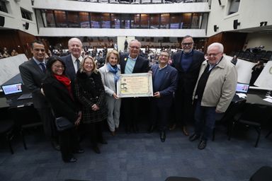Assembleia Legislativa do Paraná homenageia os 125 anos da Fiocruz em prol da saúde pública no Brasil