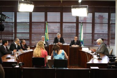CPI dos Portos, pela segunda vez, ouve Eduardo Requião