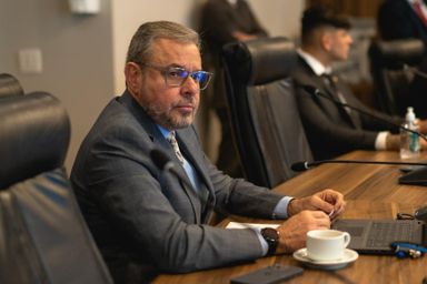 Deputado Ricardo Arruda (PL) apresenta projeto que institui o Dia Estadual de Conscientização sobre a Síndrome de Algelman