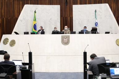 Deputados aprovam projeto que pode reduzir em até 20% o preço do gás de cozinha no Paraná