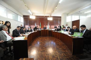 CCJ aprova proposta de reajuste ao funcionalismo público estadual