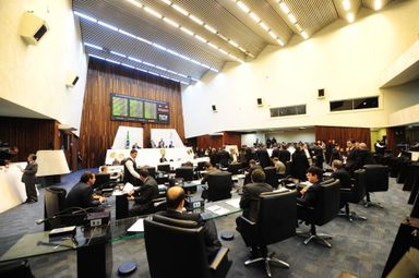 Projeto que obriga prestadoras de serviços a estenderem promoções a clientes antigos segue para sanção do Executivo