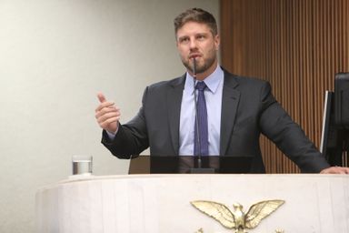 Governo é questionado por deputado pela demora em responder esclarecimentos sobre o pedágio no Paraná